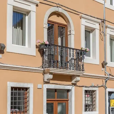 Fresco Residence- In The Center Of * Póla