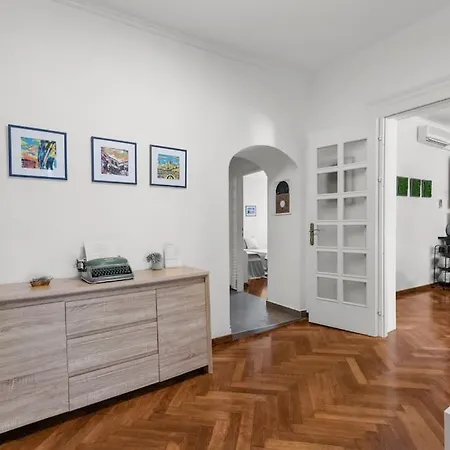 Appartement Fresco Residence- In The Center Of Pula